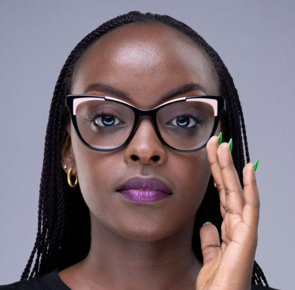 Wazi Model with an oval face